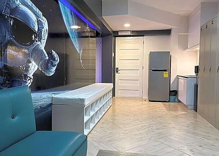 Hotel Bmax Spacepods