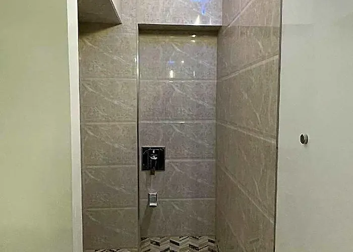 Bmax Spacepods Hotel